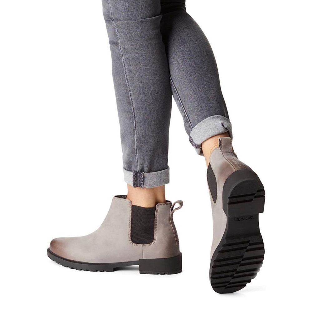 NEW Sorel Emelie II Waterproof Chelsea Boot Gray Size 7